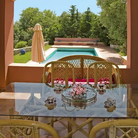 Sleeps 6 Pool Wifi *